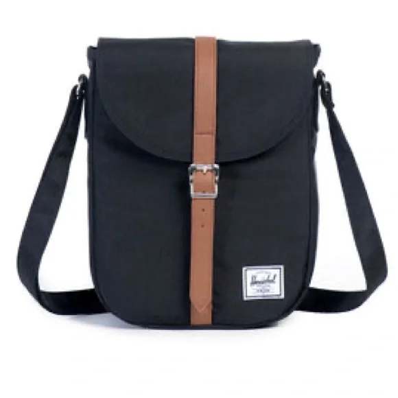 NWT Herschel Supply Company Kingsgate Messenger Bag with Adjustable Strap - Picture 2 of 9